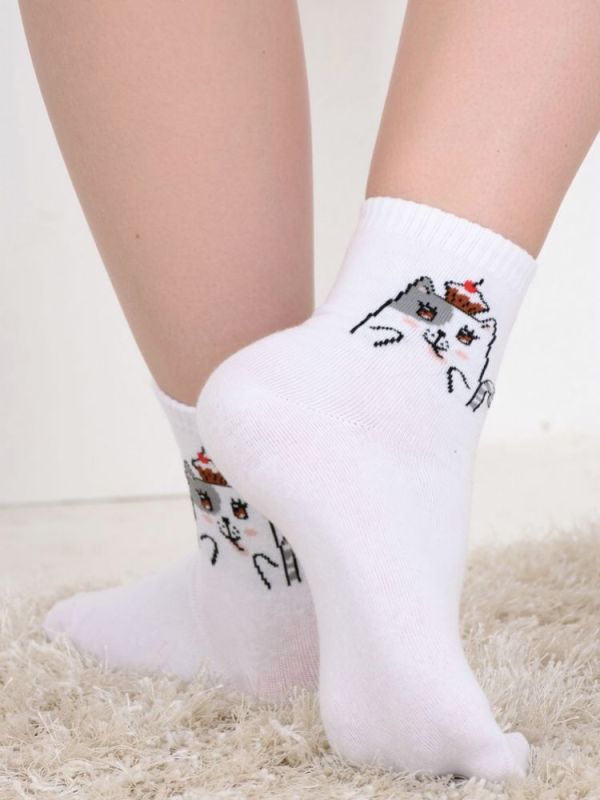 Women's socks Mia (3 pairs in a pack)