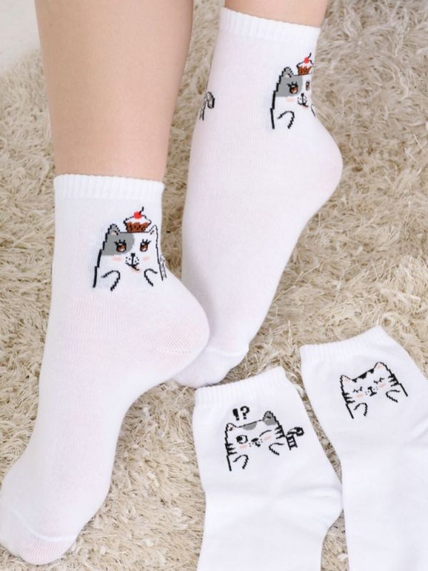 Women's socks Mia (3 pairs in a pack)